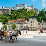 Family Stay Salzburg City *